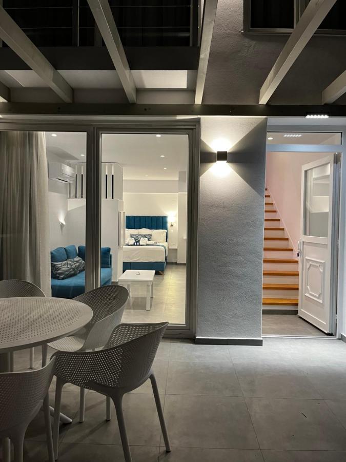 Ocean Blue Suites イエリソス エクステリア 写真