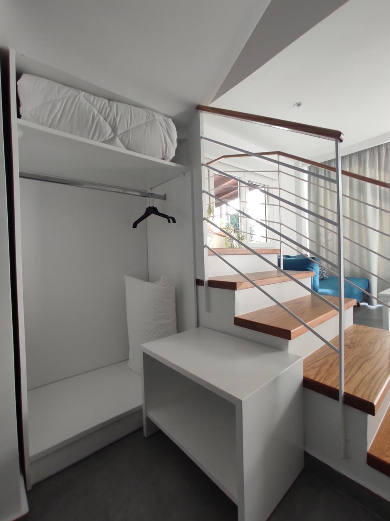 Ocean Blue Suites イエリソス エクステリア 写真