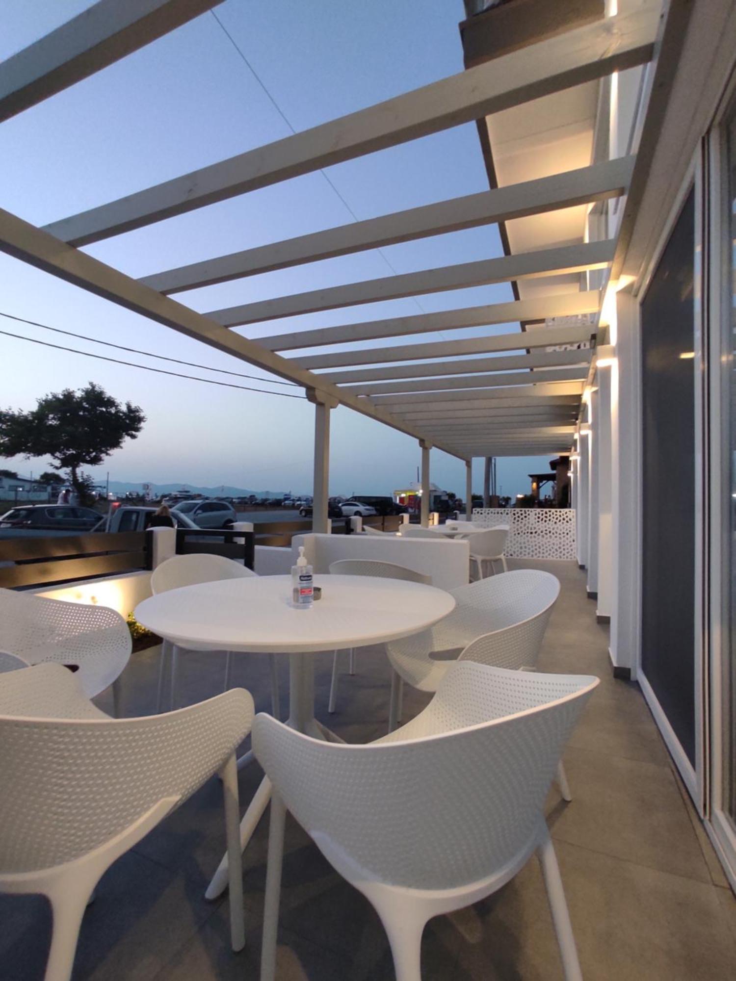 Ocean Blue Suites イエリソス エクステリア 写真